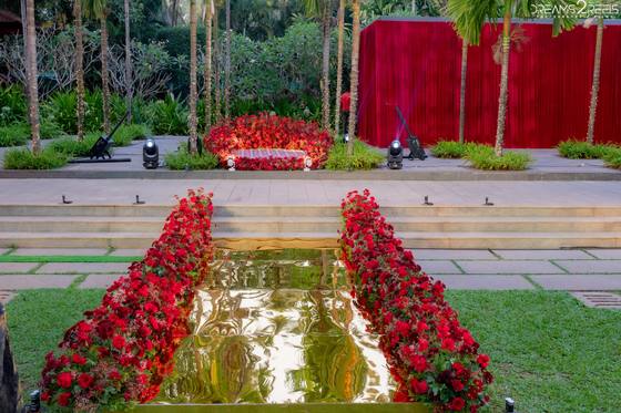 Pooja & Suraj: wedding décor at Alila Diwa Goa